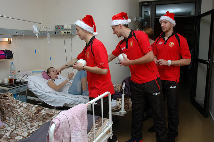 Widzewscy Mikołaje w Matce Polce 1 10368 fd720d77183ee942827f6b789cbf97d7