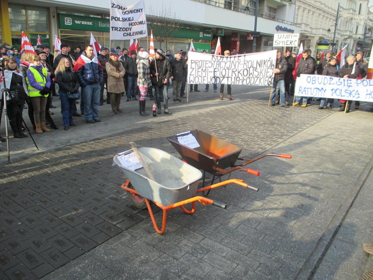 Protest na Piotrkowskiej. "Górnicy i rolnicy razem dla Polski" 2 11777 01f4c443fedd9ecd518b7c536556cd62