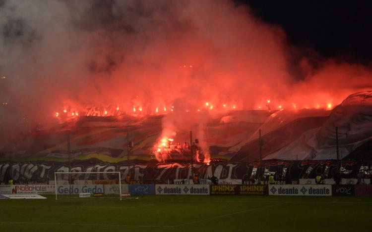 Zawieszona licencja Widzewa! Cacek: to koniec sezonu 1 12520 cb97b2022f9f38681ddee619d435afae