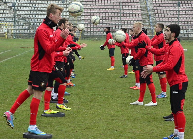 Ruch Chorzów zaproponował Widzewowi rozgrywanie meczów u siebie 1 12552 14ea636d33a1be613aa9bb40bbfde0d7