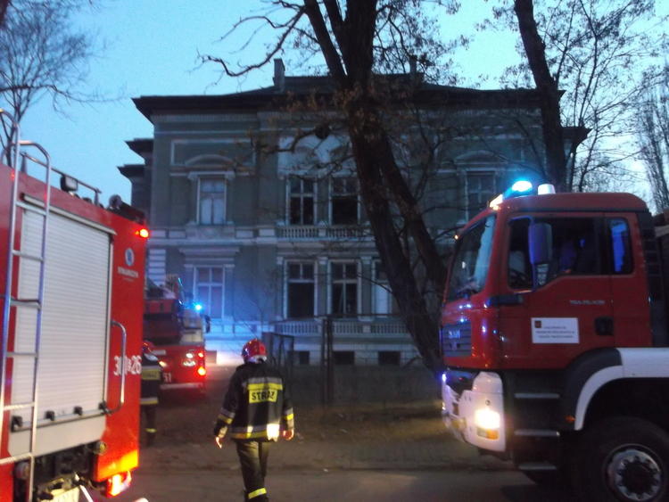 Pożar zabytkowej willi przy Tylnej w Łodzi 1 12642 d9d956ad3c2c64e826d10e72cababe5b