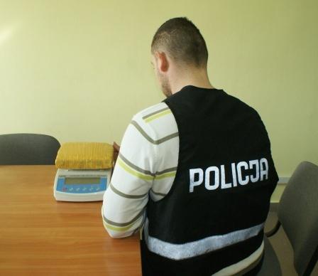 Przewoził ponad kilogram marihuany. Teraz grozi mu 10 lat 1 12769 d895c9f930a6fc44e80b254acc614c72