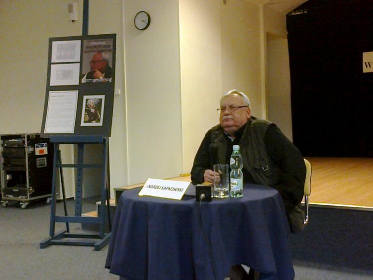Andrzej Sapkowski spotkał się z łódzką młodzieżą 1 13239 8b99e59158956775e08f880586fb5b25