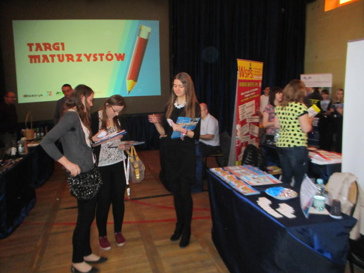 Targi edukacyjne w Radomsku 2 13823 02144061207388f121e9021b3a0eed6c