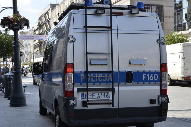 Policjanci zlikwidowali nielegalną uprawę konopi indyjskich 1 14429 af06d06b9b68d6371533f4d97e70fa8d