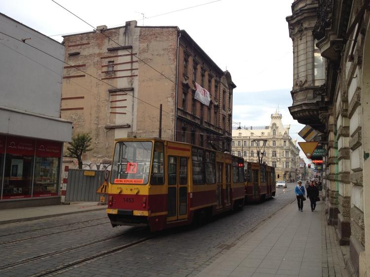 Tramwaje i samochody wróciły. Zielona otwarta dla ruchu 1 14597 b92ec2a43570e59f677b04cb44647c3b