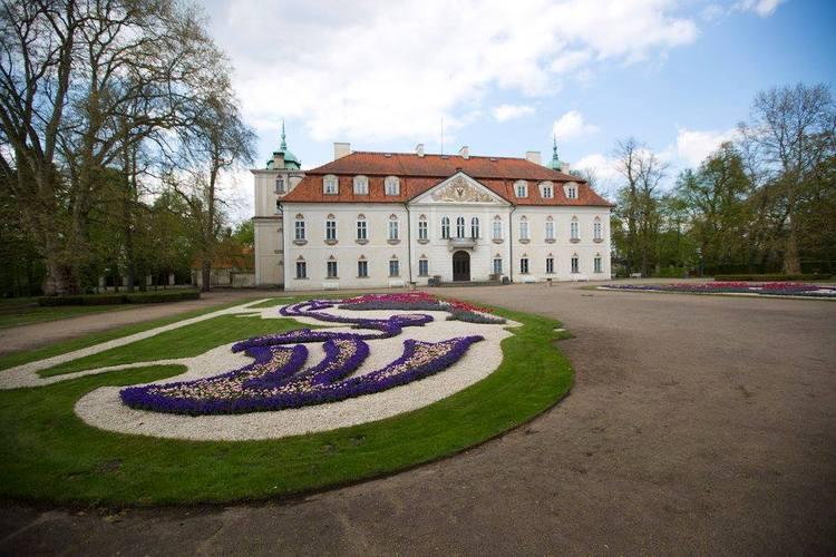 Dziś zostanie odsłonięty symboliczny grobowiec Heleny Radziwiłłowej 1 14700 6e29648b424df8d9bca1453d2a02d0e3