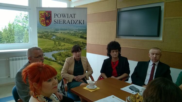 Sieradz powiatem grodzkim? Radni protestują 1 15008 d8286943cd12e86a48b56daa4edd8eca