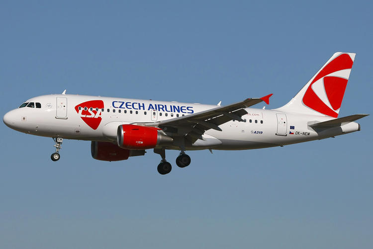 Do Edynburga i Pragi z Łodzi. Nowe połączenia lotnicze 1 15429 2f7c8e89407eb7f19f05470357e4b31d