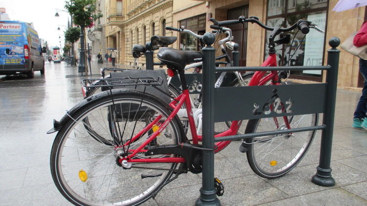 Kolejne stojaki i podpórki dla rowerów 1 15696 125d5ff9e32fb9663fb70dc2a9635c07