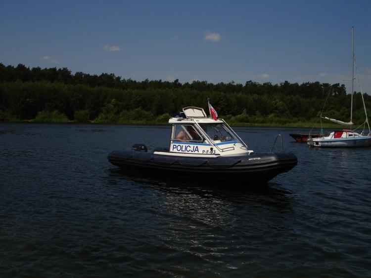 Szczęśliwie uratowani żeglarze 1 16262 11b483bf141e19d17165d318034c57ac