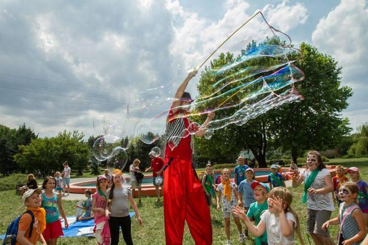 Latający Dom Kultury. Sprawdź program 1 16299 6fef421504e2a935ab056b8e9b5febd7