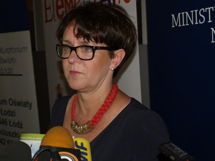 Minister edukacji: "Będą darmowe podręczniki dla uczniów" 1 16341 77fdc4e5bbf88755e36c732b20b82120