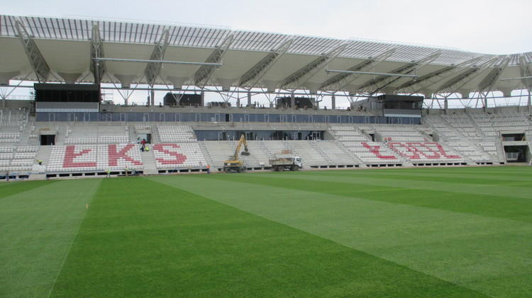 Ostatnie prace na stadionie i sprzedaż biletów na mecz otwarcia 2 16420 8deb8175e211b61ed64d885be0e77b82