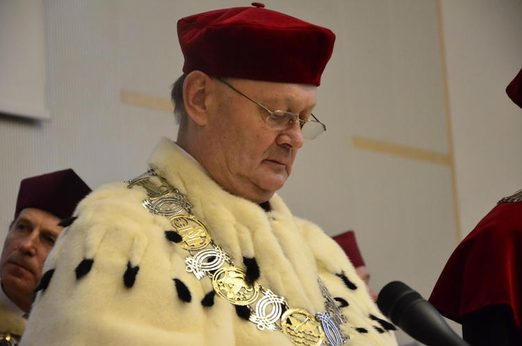 Profesor Włodzimierz Nykiel. Rektor łamane przez polityk 1 17112 6782e932c4b199d2ba9b39304a3812ce