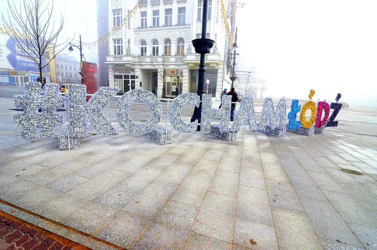 Zachęcają do nagrywania życzeń przy napisie "Kocham Łódź" 1 21077 bd2009a5c608f7e2ed46527a66aa2e39