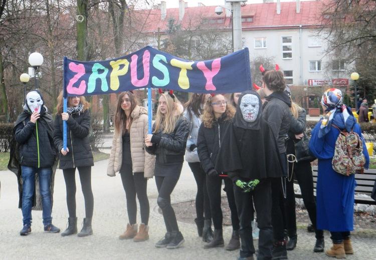 Miejskie zapusty w Radomsku 1 22216 57e7e6987675d4bdebea8781356d7805