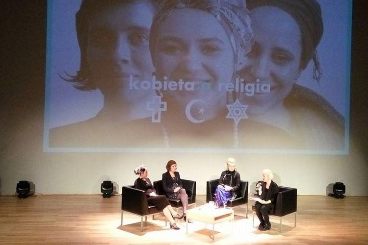 Kobiety a religia. Spotkanie w Centrum Dialogu 1 22776 28f7f545f45b4d9360fabc1be397a03f