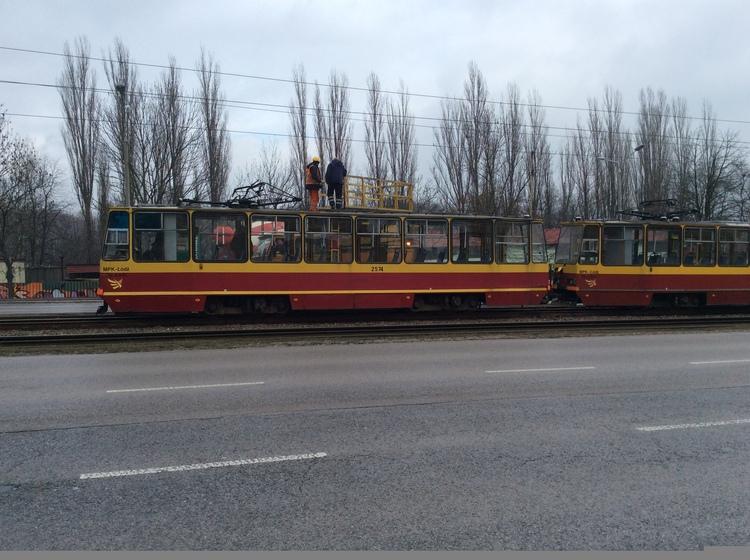 Awaria sieci trakcyjnej. Nie jeżdżą tramwaje 1 22901 3216915e04bd41fd885233605509fd08
