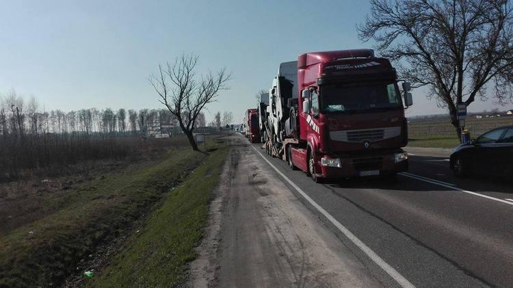 DK14. Walczą o przejście dla pieszych 1 23505 dead1ba534998d57c86e58ebef274b29