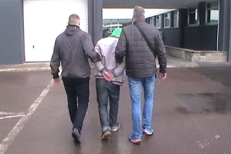 Umawiali się na seks z nieletnią. Policja zatrzymała dwóch mężczyzn 2 24058 57e4fd26cdb3e3cfb56b7341e9da2c28