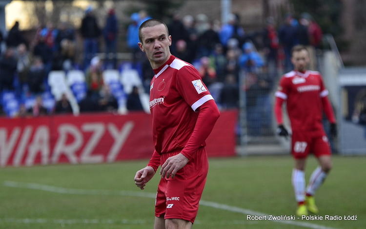 Widzew lepszy w deszczowej aurze od Omegi 4 24120 41de1929f143f376ec165edcb7727ac2
