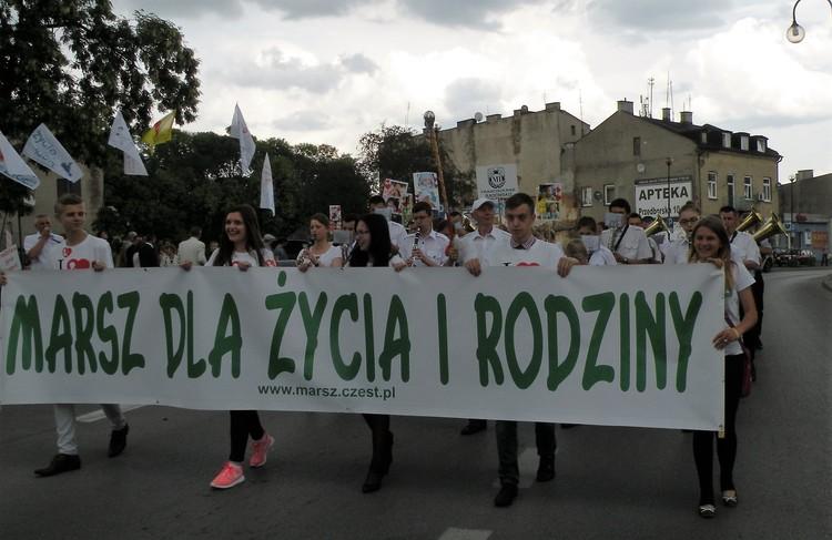 Środa, 8 czerwca 4 25699 8f81a0516f52a1d4d0a588acedbc45eb
