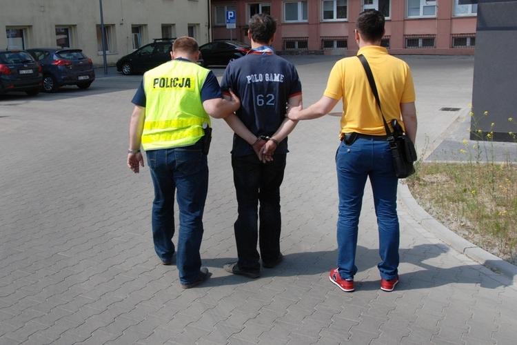 Włamywali się do mieszkań w centrum Łodzi 1 25717 355d5a3469136e08af21399d82af82c9