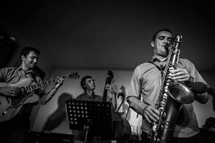 Klimatyczny jazz w oryginalnych aranżacjach 1 26055 0b1201ba05f78f815d0be18fd7ffb427