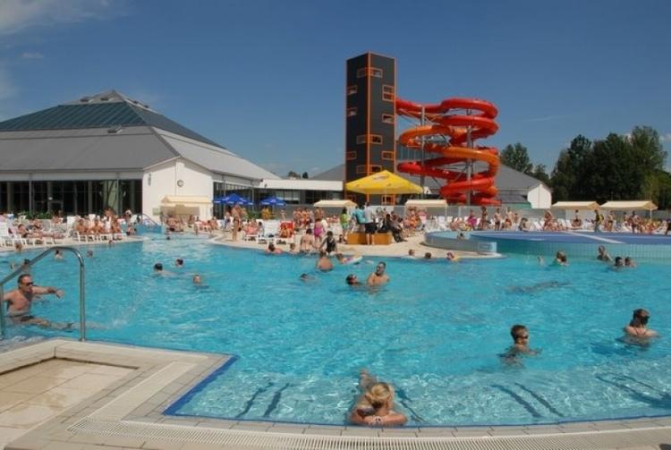 Alkohol na Fali. Wyskokowa ochłoda w aquaparku? 1 26072 46c77fbcca067cee142e557eac696474
