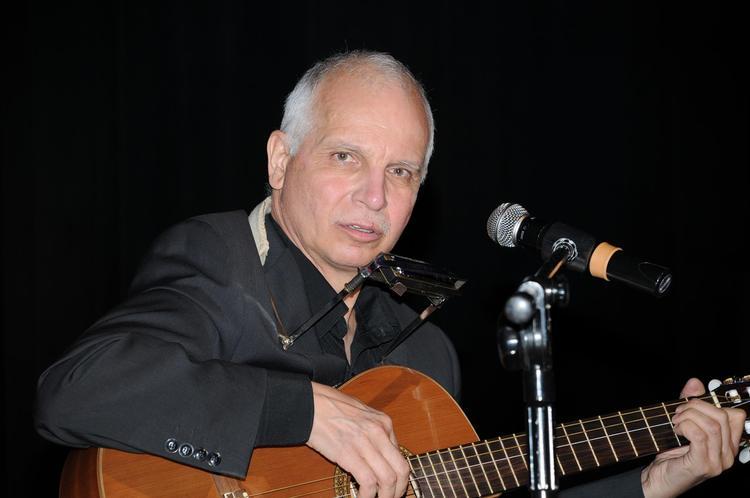 ''Czytam wiersz i już kojarzy mi się pewna melodia...'' 1 26285 b1446a5a73d29bfa8ce47fc6b44fc8d3