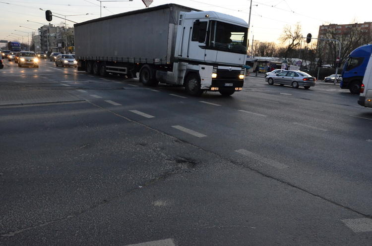 Otwarcie A1. "Jest mniej tirów w Łodzi" 1 26427 8c41b14855d67101605e40b5af4d3188