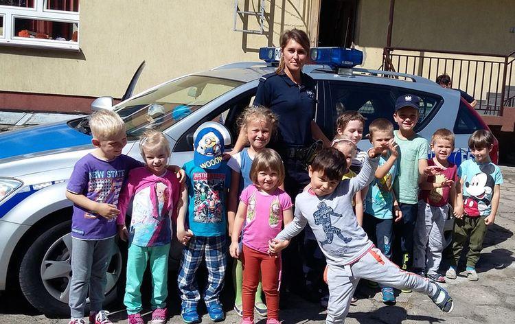 Wakacyjne spotkania z policją dla najmłodszych 1 26920 05793886b304114afe753cbbf35ccc92