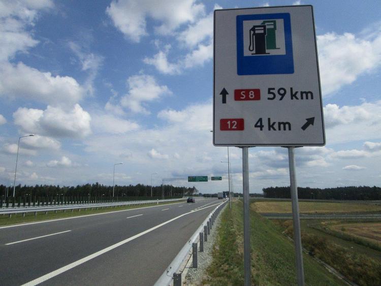 Ceny paliw. Mniej zapłacimy za benzynę 1 26954 5e7cb2f3cf769dcf223de2265fee7c54