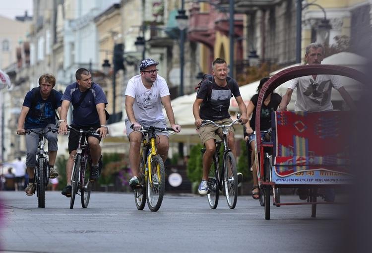 Śladami zabytków. Wycieczka rowerowa z okazji urodzin Łodzi 1 27053 505579158d8305f587c8903a00da881b