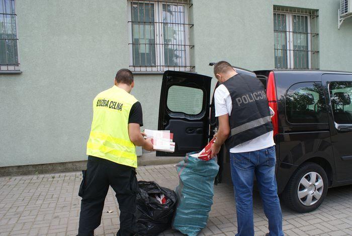 Handlował nielegalnymi papierosami. Został zatrzymany 1 27149 2bb42c12d4d9fd56a0574a79d6d170da