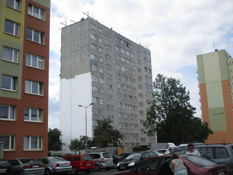 Sieradzkie wieżowce w nowych barwach 1 27345 cbc025fb5cace05ace312ddcac2d0db5