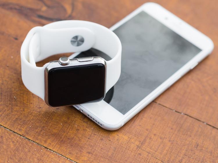 Smartwatch - przydatny gadżet czy niepotrzebny wydatek? | Magazyn Nowych Technologii Login 1 27456 1e3d1dd40cd6fa427187afd8e42107d5