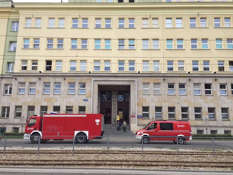 Napaść w sądzie. Zarzuty i tymczasowy areszt za oblanie kwasem kobiety 1 27754 252120b7ab5ea9532d4373cfdd00706c