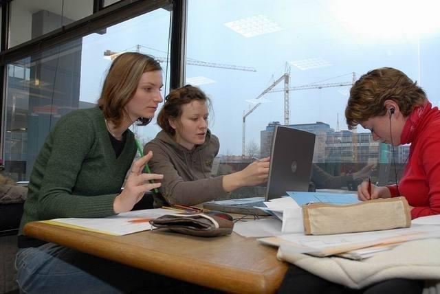 Tysiące miejsc pracy. Inwestorzy chcą działać w regionie łódzkim 1 27874 0448f4ab4b6b19555183af910931c814