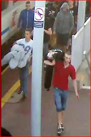 Kibice spalili kukłę Żyda. Policja szuka sprawców 1 28209 cfec84cc862a94ba1d8e0d227aa0cc4f
