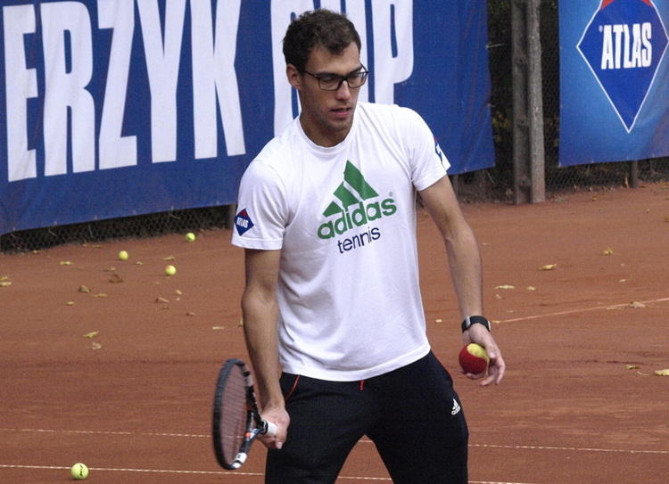 Janowicz najlepszy w Genui. Pierwszy tytuł od 4 lat 1 28322 b4252801c1a51b4bfba76d08d28e66e2