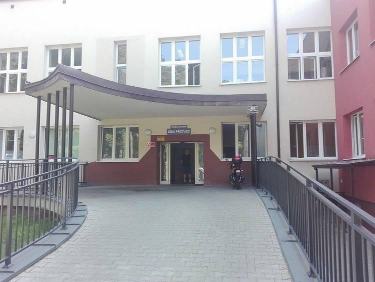 Kłopoty z dojazdem do szpitala w Tuszynku 1 28341 134bcef6a6e9068e1b03bfe98d1685a9