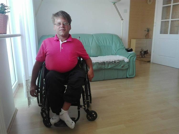 Pan Sebastian stracił wózek inwalidzki. Policja szuka złodzieja 1 28424 af9cb67f9a65d54dd3411ba6d1362b09