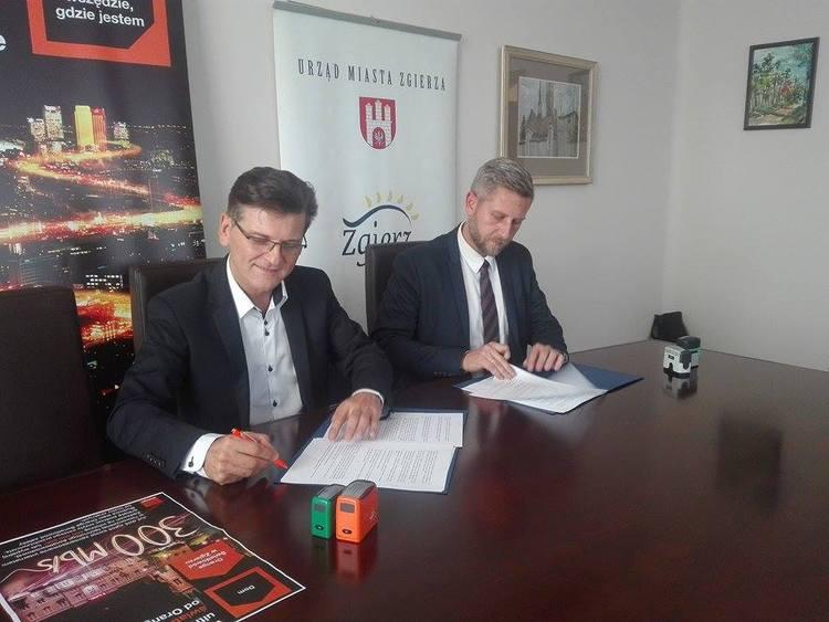 Budowa sieci światłowodowej w Zgierzu 1 28881 9542d8d96ce8ec14c80bb5d903f23c2d