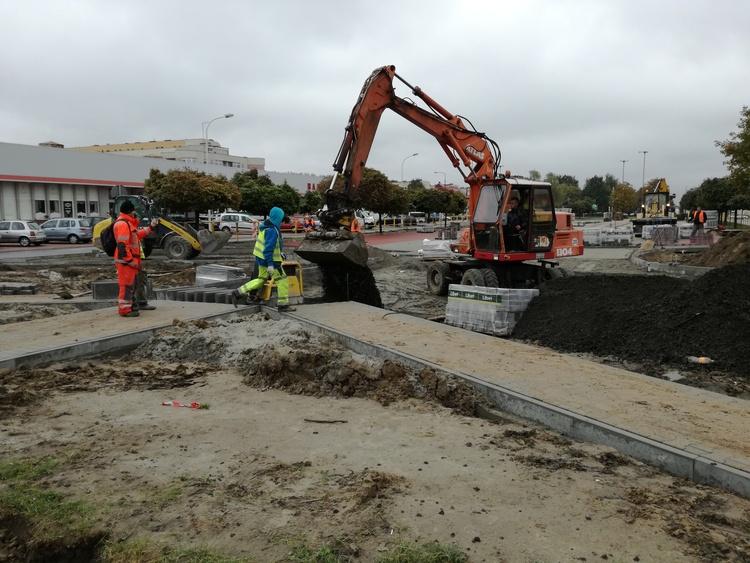 Licznik odsetkowy ruszył. Wykonawca nie zakończył w terminie prac na Alei Grunwaldzkiej w Sieradzu 1 29203 449b796a9df6ec4bd84065c79d599e8a
