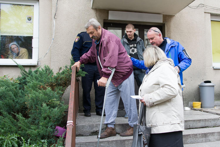 Pięć zgonów pensjonariuszy nielegalnej noclegowni w Zgierzu. Wojewoda zamyka ośrodek 1 29254 1f8c686b6022535714ca0a00649b06b7