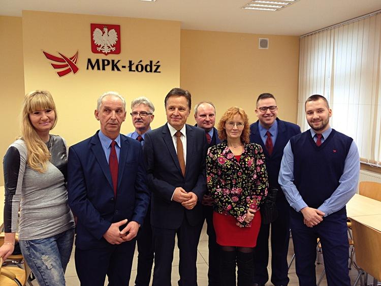Pierwsza pomoc z łódzkim MPK. Wyróżnienia dla bohaterskich pracowników 1 30350 cf2b4bb3966ad5f559b3dc3c2c598779