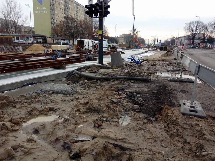 Prace na skrzyżowaniu Śmigłego-Rydza z Dąbrowskiego. Będą opóźnienia? 1 30390 d30588117eb1e9a2600e3c3915c80674