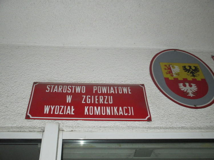 Głowno i Ozorków. Mieszkańcy zarejestrują samochody w miejscu zamieszkania 1 30666 6db79b3cc8745f2e9f5e0d6fdbe58b0c